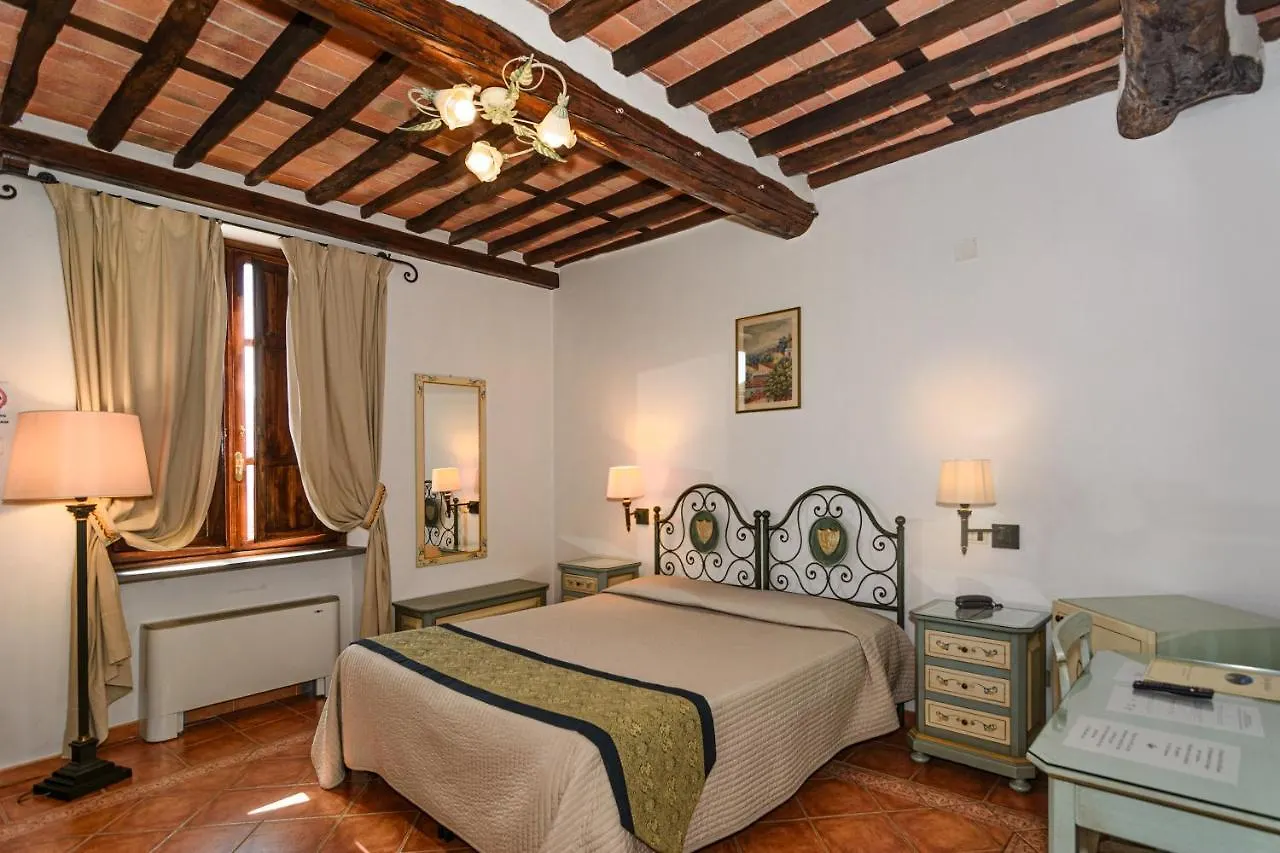 Hotel Villa Cheli Lucca 3*,  Italia