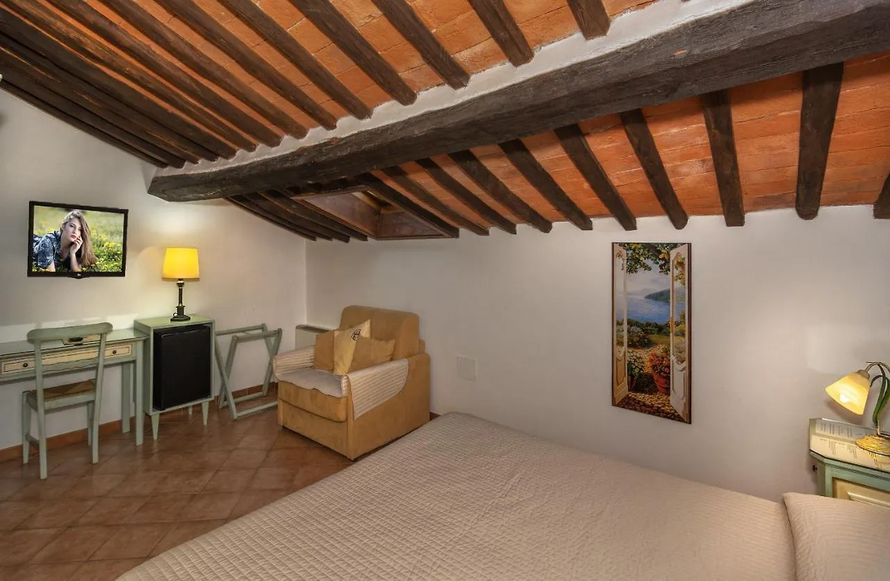Hotel Villa Cheli Lucca 3*,