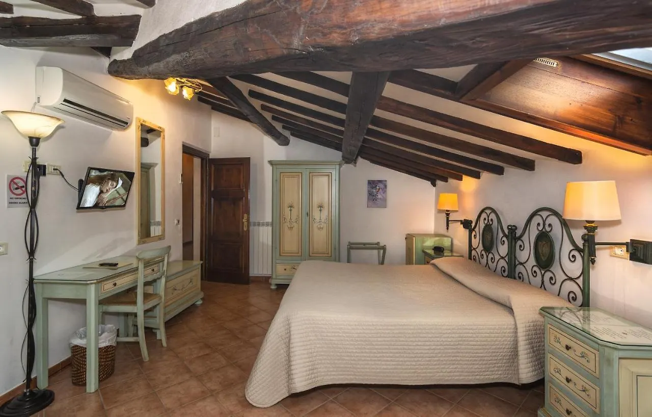 Hotel Villa Cheli Lucca